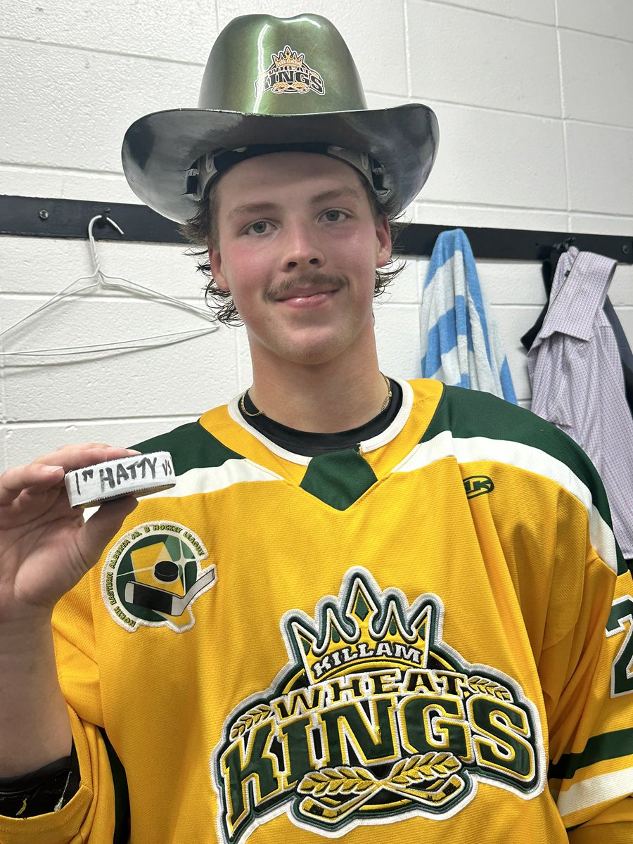 Wheaties WIN. 6-4 over the <a href="/VegRangers/">Vegreville Rangers</a>. Player of the game honors goto #24 Allen with his 1st hatty. #🎩🎩🎩 #w
