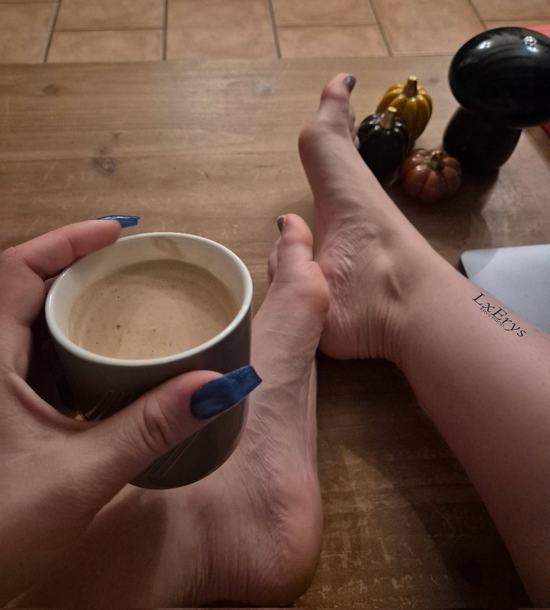 Debout les faibles ! Il est l’heure de travailler pour maîtresse