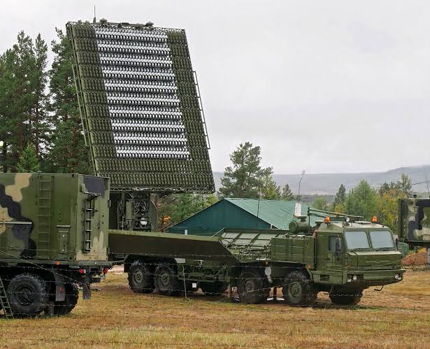 UnfilteredEric's tweet photo. 🚨 BREAKING: China begins mass production of quantum radar tech capable of detecting U.S. B-2 bombers and F-35 stealth jets.

Could this threaten America’s air dominance? 🤔🇨🇳🇺🇸
#China #Military #QuantumRadar #F35 #B2 #Defense #Breaking https://t.co/ygWT37ESiZ