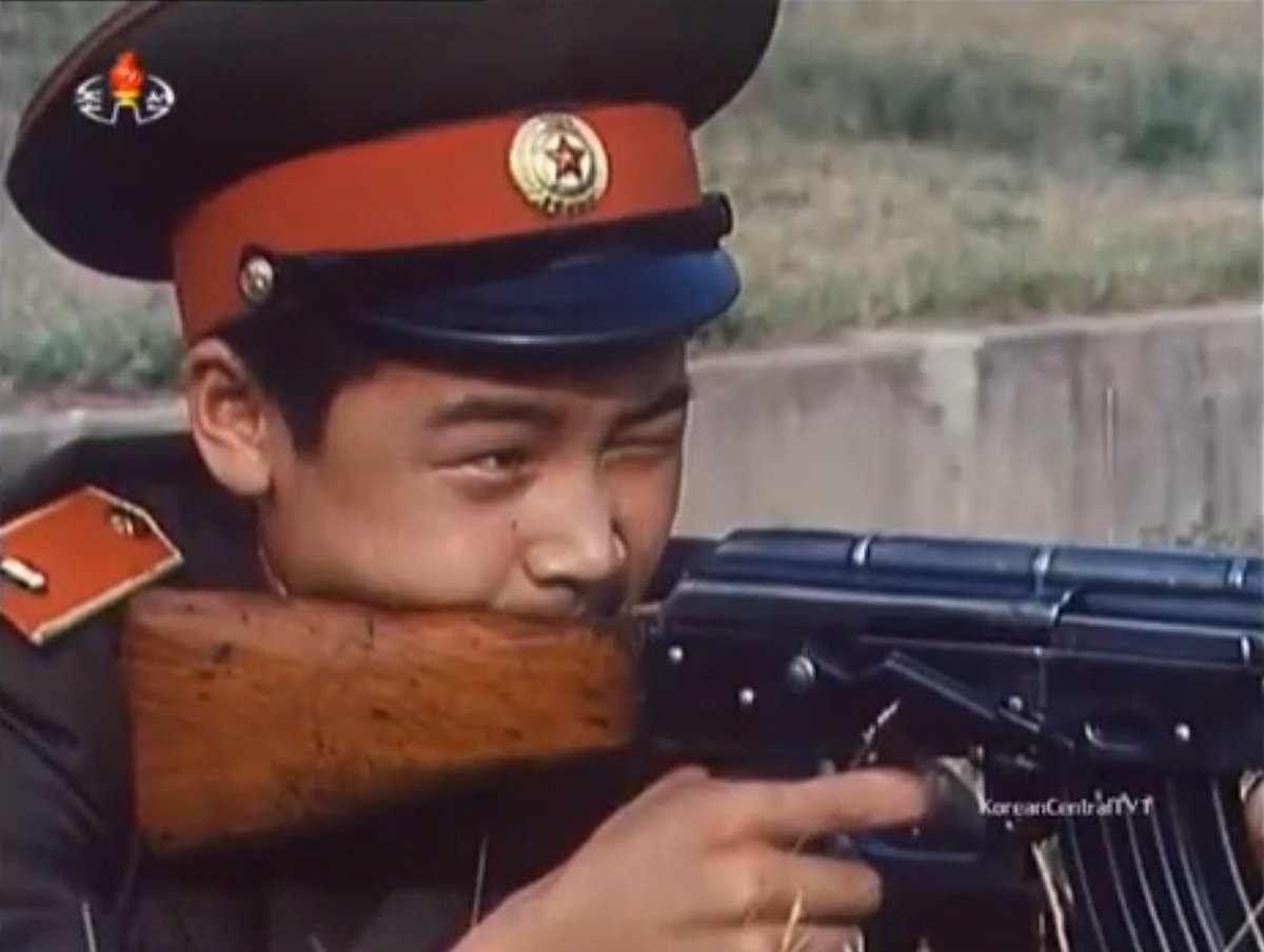 朝鮮人民軍bot tweet media