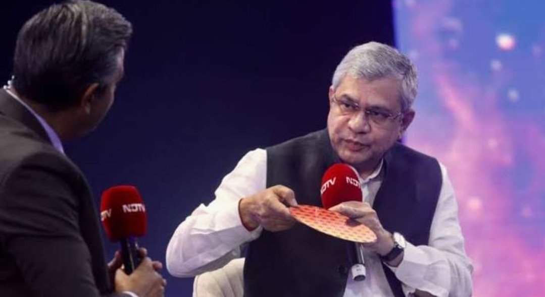 theInfomance's tweet image. 🚨 Big Tech Leap for India!

Union Minister Ashwini Vaishnaw reveals that India is working on a 2nm semiconductor chip, showcasing the wafer at the NDTV Summit. 
#Semiconductors #IndiaTech #AshwiniVaishnaw #MakeInIndia
#เขมจิราต้องรอดseries