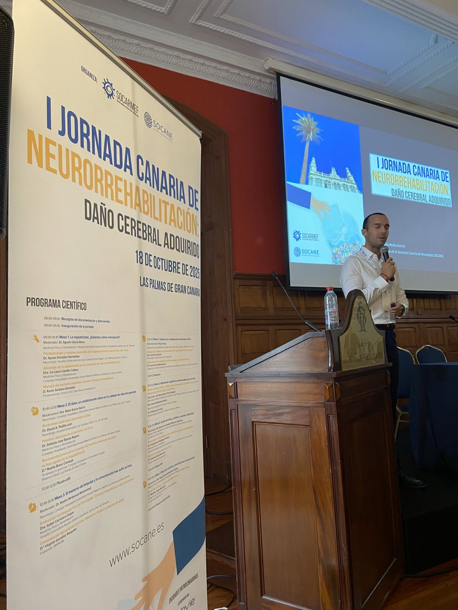 La Dra M Angeles Ramirez y el Dr Abian Muñoz, presidentes de SOCARMEF Y SOCANE respectivamente, han realizado la presentación de la “I Jornada Canaria de Neurorrehabilitación”