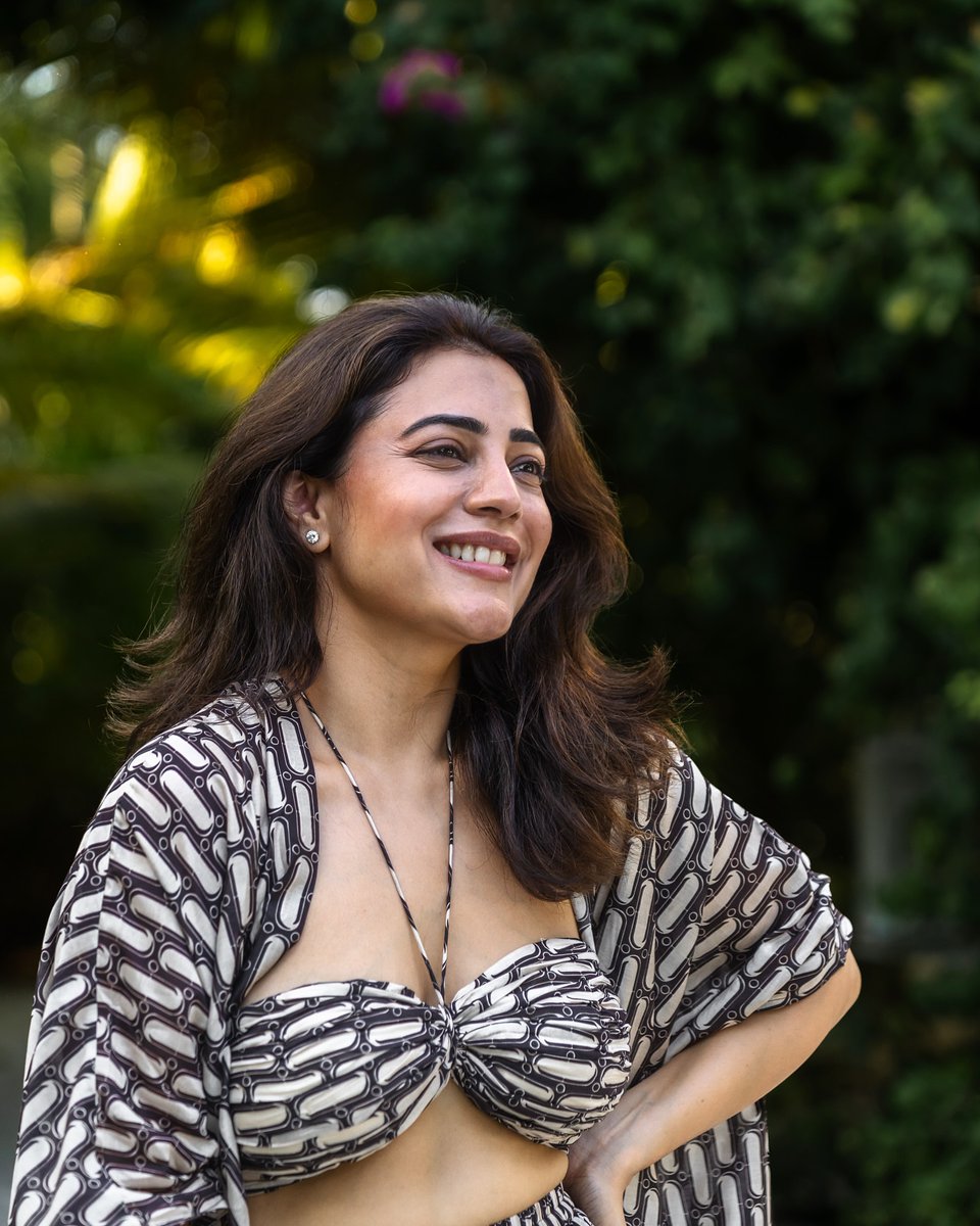 #HBDNishaAggarwal #HappyBirthdayNishaAggarwal 

5/10