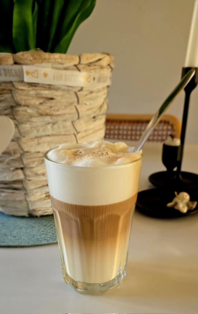 Good Morning!
Have a peaceful weekend dear friends ☕️🥐