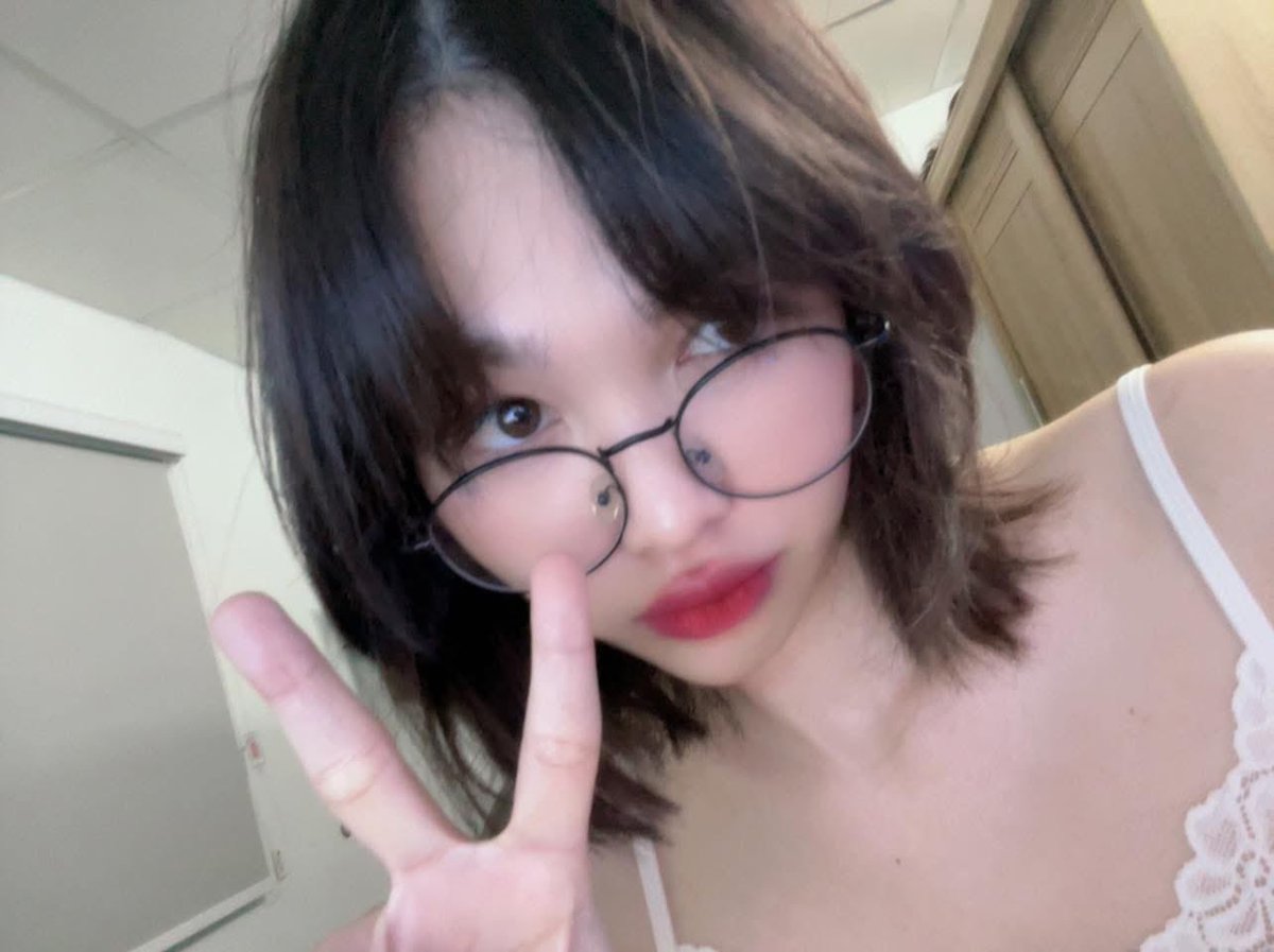 หาเรียลชาย ไม่อ้วงง 🐶 #fwbกรุงเทพ