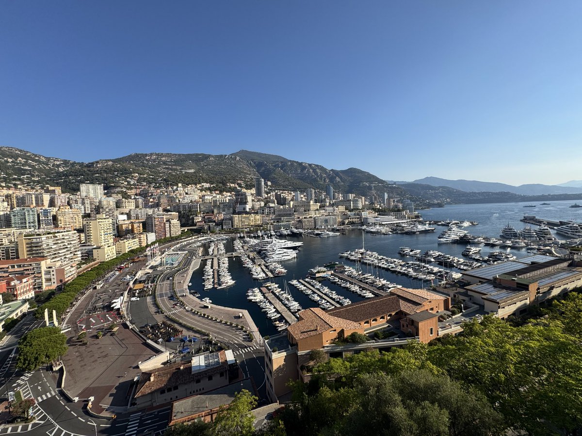 Qué ver en #Mónaco 🇲🇨 
Blog👉andorreandoporelmundo.com/2025/10/que-vi…
Vídeo👉 youtu.be/6OIPIwwWDXA?si…