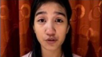 Zellsuper271's tweet photo. @JuanMarpaung99 Ini orang yang ngatain Timothy mirip Kekeyi gak sih? emang dia gak sadar Mirip maskot dufan apa? 😭😭 https://t.co/BPjBSZ9SXp