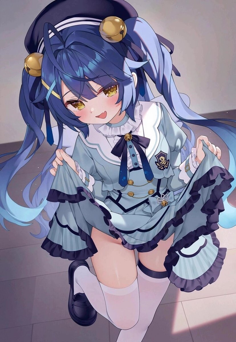 今早完成了3小时的晨跑耐力特训…鞋子里面的味道好重～
除臭奴要好好工作～不允许有任何遗漏的味道残留～所以要好好除臭哦～
看着除臭奴鼻腔因为过度工作而微微泛红的样子还真是有趣～仅仅是简单的除臭就颅内高潮吧～
被当作工具～♡居然还主动请求加大工作量～真是人家见过最容易满足的服务型宠物了～