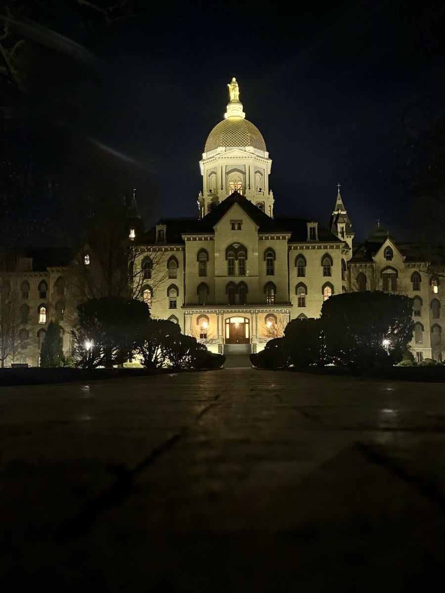 zubygirl100's tweet photo. Game day mode: ON
Let’s get the W!!
#GoIrish☘️ #BeatUSC #NDFootball #PLACT https://t.co/X2RlVdgpPO