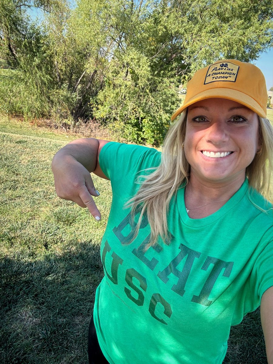 zubygirl100's tweet photo. Game day mode: ON
Let’s get the W!!
#GoIrish☘️ #BeatUSC #NDFootball #PLACT https://t.co/X2RlVdgpPO