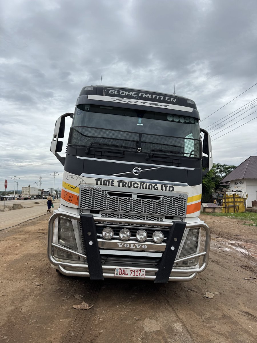 Kule IG washauri wa Kifedha na Uwekezaji siku hizi wamekuwa wengi balaaa🤣
washawazidi Idadi Madalali wa Viwanja na magari🤦‍♂️