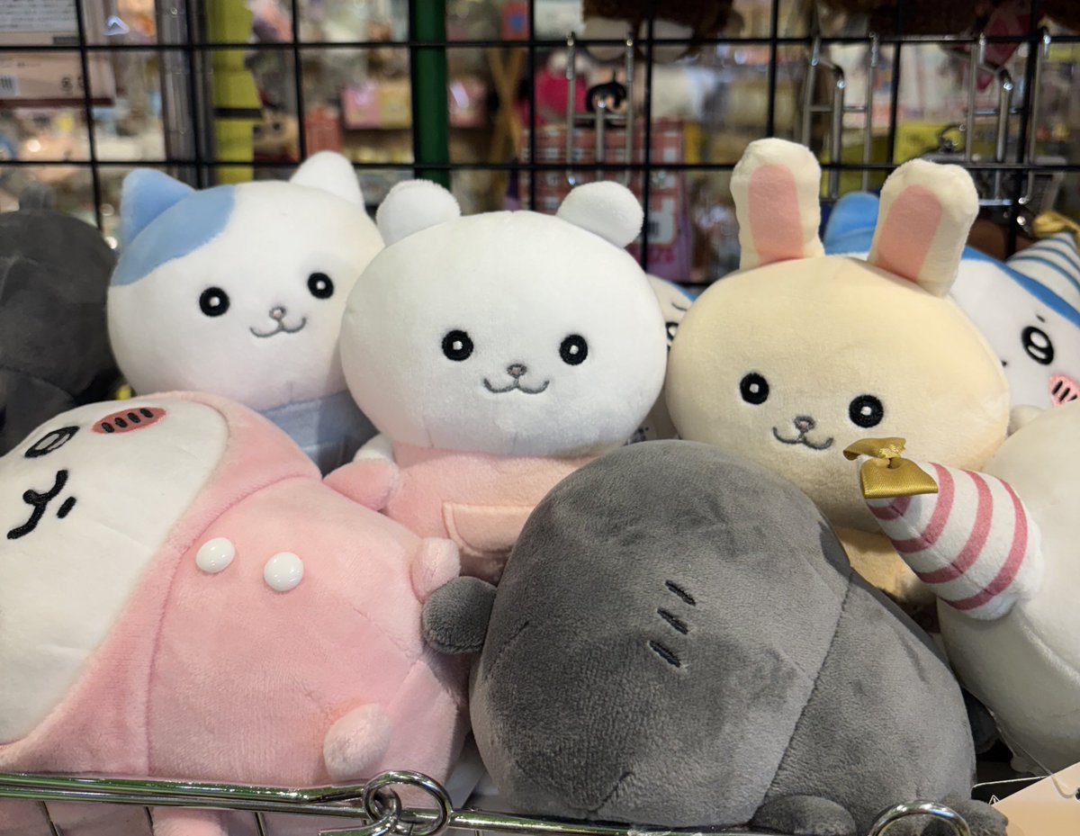 『あッッ!!これじゃもう…チャリ…ル…メラ食べれないよッ!!』

ちいかわ なんとかバニア入荷致しました🧙‍♀️✨️
 #ちいかわ
 #ヴィレヴァン
 #ヴィレッジヴァンガード