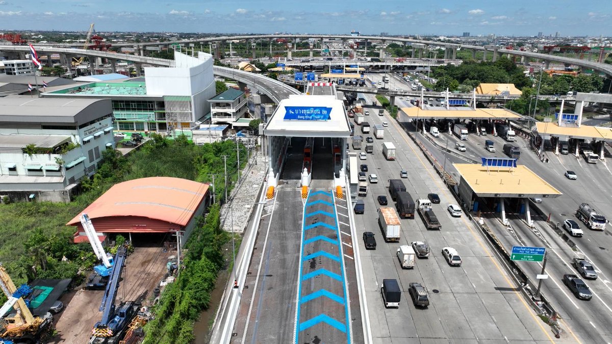 ExatWebmaster's tweet image. 🚩กทพ. เตรียมความพร้อมเชื่อมต่อระบบทางด่วน-ทางหลวงพิเศษบางขุนเทียน - บ้านแพ้ว (M82) แนะผู้ใช้ทางตรวจสอบและติดตั้งอุปกรณ์ Easy Pass ให้ถูกตำแหน่ง เพื่อความสะดวกในการเดินทาง 🚙🚘
facebook.com/share/p/1BdLgz…