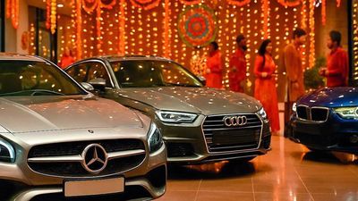 Jain community bulk luxury car deal saves ₹21 crore