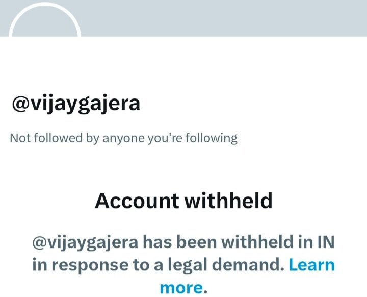 सरकार किसी की हो सिस्टम तो उन्हीं का है
ये सिस्टम सच को दबाने और झूठ को वायरल करने का दम रखता है 

शायद <a href="/vijaygajera/">Vijay Patel</a> जी की इस पोस्ट के कारण उनके अकाउंट पर ही रोक लगा दी गई 

बाक़ी भारत/सेना/हिंदुओं की आस्था से अभद्रता करने वाले अकाउंट निडर और स्वतंत्र हैं