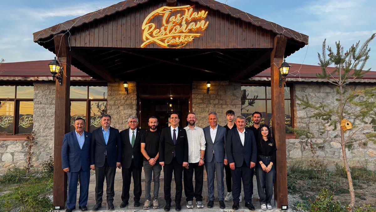 Çankırı Valimiz Sayın Mustafa Fırat Taşolar’ı ve İl Genel meclisi Başkanımız Ahmet Ulusoy’u ilçemizde misafir ettik. Sayın Valimiz ile birlikte Fındıcak köyümüzü ziyaret ederek hemşehrilerimiz ile bir araya geldik.