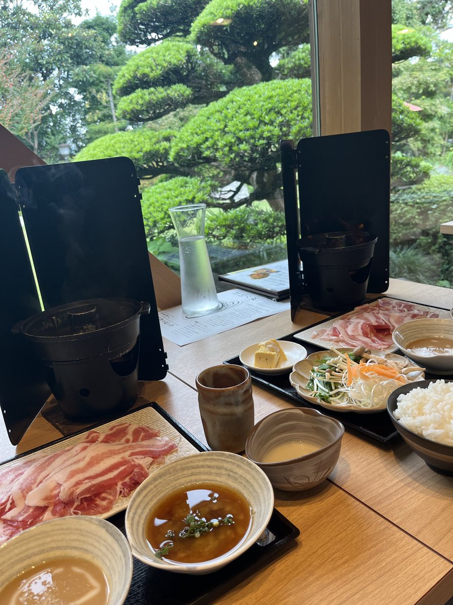 りんちゃと🐷しゃぶ~いってきた(ᐢᴖ ·̫ ᴖᐢ)
そんな俺らは社不~‼️