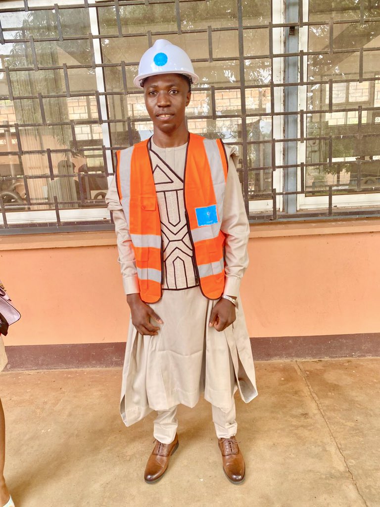 Soutenance de l’étudiant Ndi Bekono Axel de l’Ecole Nationale Supérieure des Travaux Publics, filière Topographie et Cadastre jeudi  16 octobre 2025. 

Président du jury : Pr Talla André 
Examinateur : Dr Zangue 
Rapporteur: Dr Bikie    

Mention : Très Bien