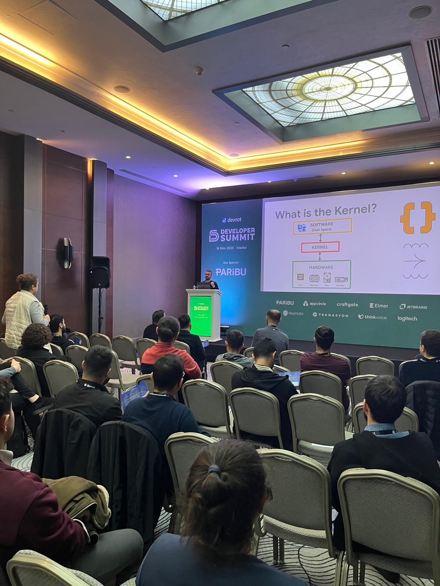 Güne güzel bir giriş yapıyoruz! 💪
 🎤 Salon 1 – Kemal Güven (Elmer)
 🎤 Salon 2 – Murat Dinç (Dias Teknoloji)
 🎤 Salon 3 – Erhan Yakut (Binalyze)
 #devnotsummit25