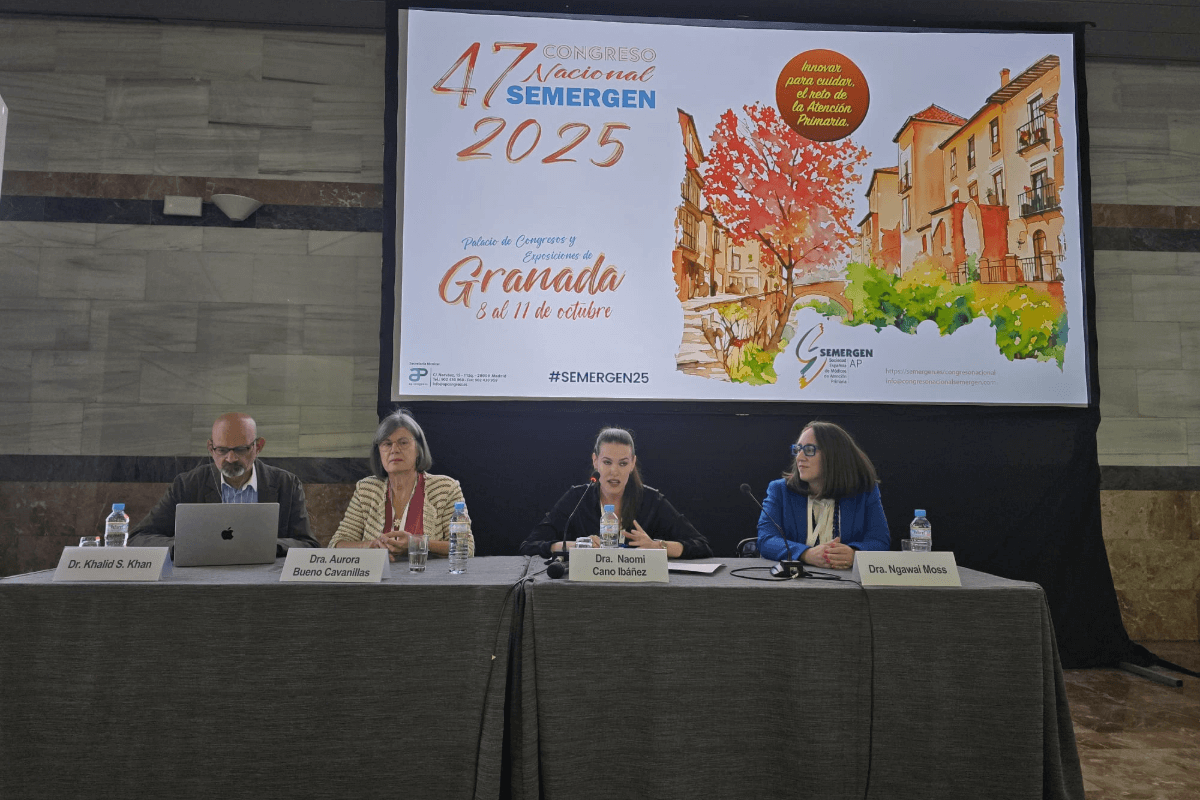 #SEMERGEN25 Los pacientes también han de ser participantes en la planificación de la investigación para mejorar la calidad del diseño y el desarrollo de los estudios, aumentar su relevancia, utilidad y credibilidad. 
f.mtr.cool/lgkhwljcuq
#pacientes <a href="/ngawai_n/">Ngawai</a>