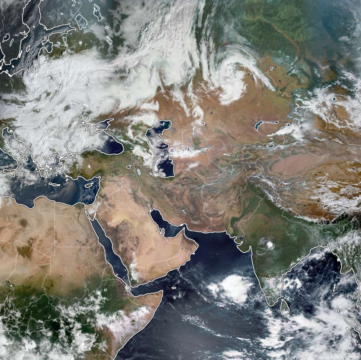 #تحديث حالة #الطقس 🟡|

يبقى الطقس مستقرا في مختلف المناطق خلال هذا الأسبوع عدا ظهور السحب الرعدية المحلية في مناطق جنوب غرب #السعودية.

ويبدأ الطقس بالاضطراب نهاية هذا الأسبوع مع اقتراب #موجة_استوائية من منطقة بحر العرب نحو جنوب غرب السعودية.

وتبدأ هذه الاضطرابات في مناطق جنوب