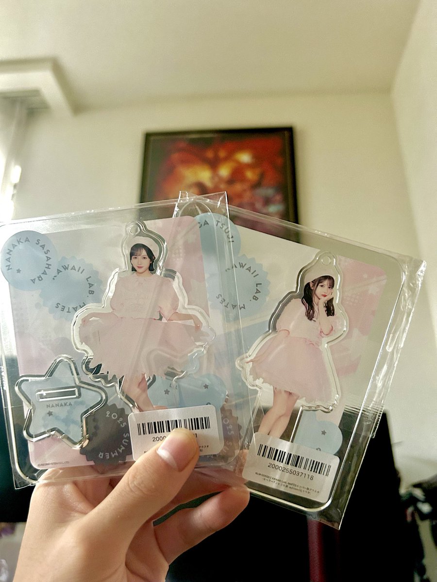 やっとアクスタ届いた〜！かわいい☺️
 #笹原なな花  #辻りりか