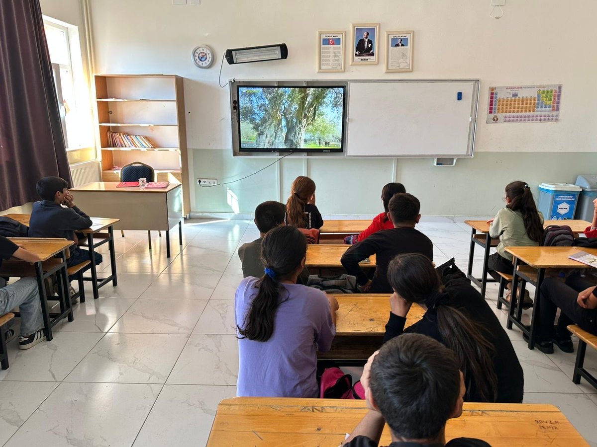 Güzelkuyu İlk/Ortaokulu (@guzelkuyuioo) on Twitter photo "Nesilden Nesile Miras; Zeytinle Geleceğe Nefes” Projesi kapsamında heyecan verici bir başlangıç yaptık!
Planımız doğrultusunda, projemizin detaylarını öğrencilerimizle paylaştığımız toplantımızı gerçekleştirdik.
<a href="/EyyubiyeMem63/">Eyyübiye İlçe Milli Eğitim Müdürlüğü</a> <a href="/sanliurfammem63/">Şanlıurfa İl Milli Eğitim Müdürlüğü</a> <a href="/UrfaValiligi/">T.C. ŞANLIURFA VALİLİĞİ</a> <a href="/bigepurfa/">BAŞARIYI İZLEME VE GELİŞTİRME PROJESİ</a> "Nesilden Nesile Miras; Zeytinle Geleceğe Nefes” Projesi kapsamında heyecan verici bir başlangıç yaptık!
Planımız doğrultusunda, projemizin detaylarını öğrencilerimizle paylaştığımız toplantımızı gerçekleştirdik.
<a href="/EyyubiyeMem63/">Eyyübiye İlçe Milli Eğitim Müdürlüğü</a> <a href="/sanliurfammem63/">Şanlıurfa İl Milli Eğitim Müdürlüğü</a> <a href="/UrfaValiligi/">T.C. ŞANLIURFA VALİLİĞİ</a> <a href="/bigepurfa/">BAŞARIYI İZLEME VE GELİŞTİRME PROJESİ</a>