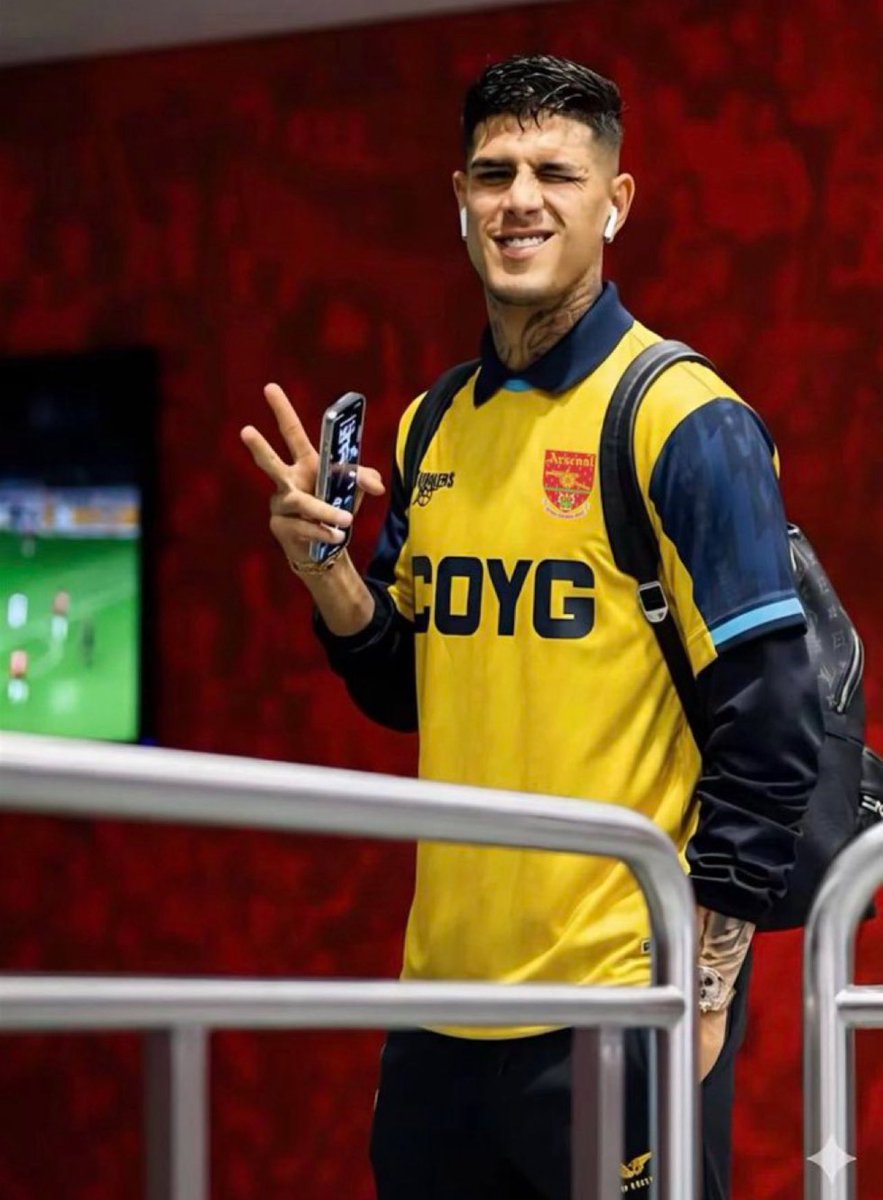 Arsenal just found a way of forcing Ugandans to support NRM💔😭😂😂