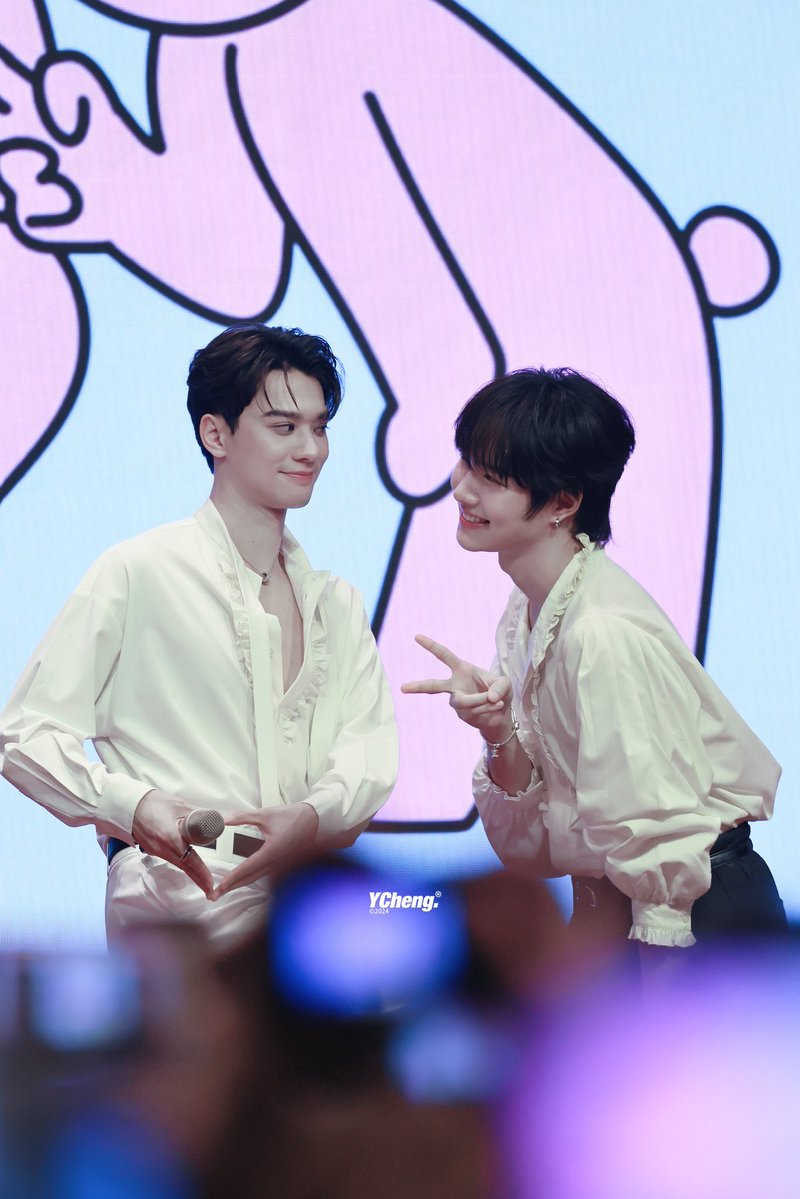 เขินรูปนี้อ่ะ ยัยวุ่นวายสุดๆ แล้วคนพี่ก็ชอบให้วุ่นวายซะด้วยสิดูจากหน้า 😭🫵🏻

#KengNampingFSinShanghai
