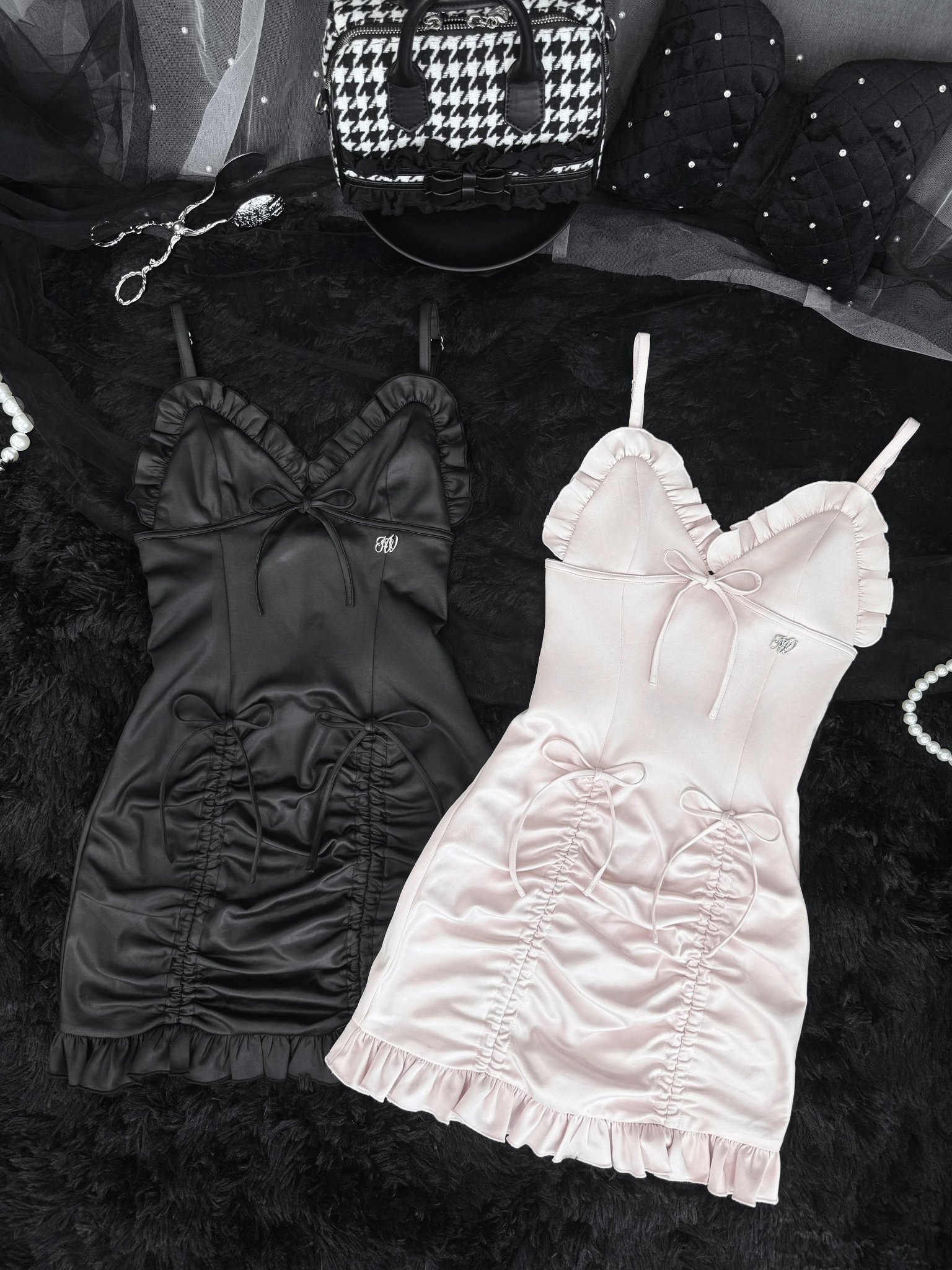 HONEYMEW ハニーミュウ Luv アームカバー付きチョーカートップス HONEYMEW ハニーミュウ Luv アームカバー付きチョーカートップス