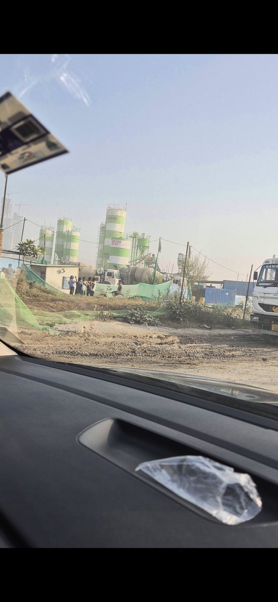 krishan2207's tweet photo. @cmohry @MCManesar @gurgaonpolice @ZeeNews @ABPNews @OfficialGMDA @MunCorpGurugram @mcgurgaon at Sector 78-79 Gurgaon.. the illegal RMC plants in residential area causing 24hrs pollution.. damaging the road.. the air is unbreathable and still authorities are not taking any step.. https://t.co/cWuyijbgto