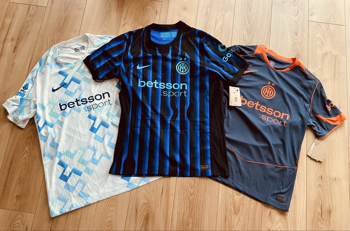 Djoedjo's tweet photo. Le maglie #inter https://t.co/AGGCeqcxrI