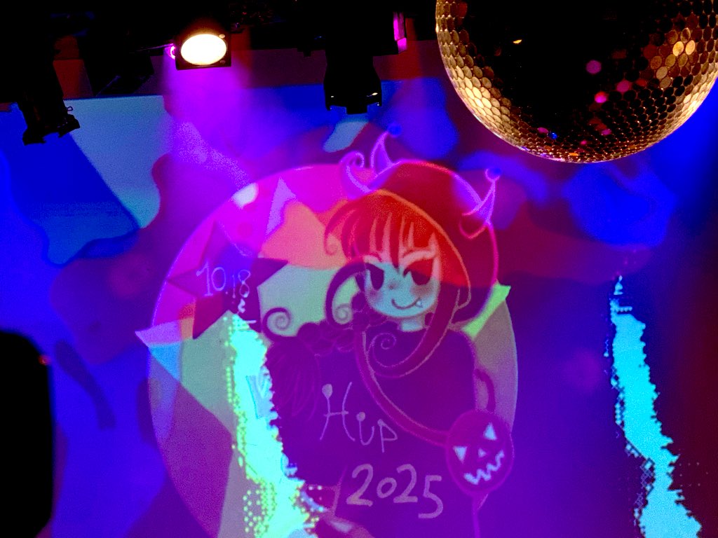HAPPY UFO PARTY tweet media