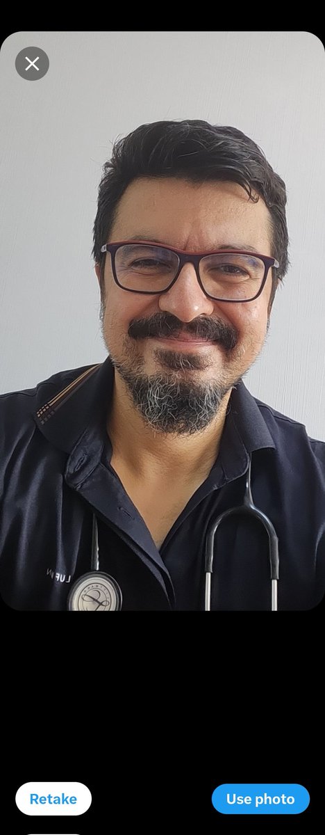 Sevgili kızlarım ve oğlum,
Babanız dahiliyeci oldu, 48 yaşına girdi, yaşlandı ama saçları dökülmedi😎😄