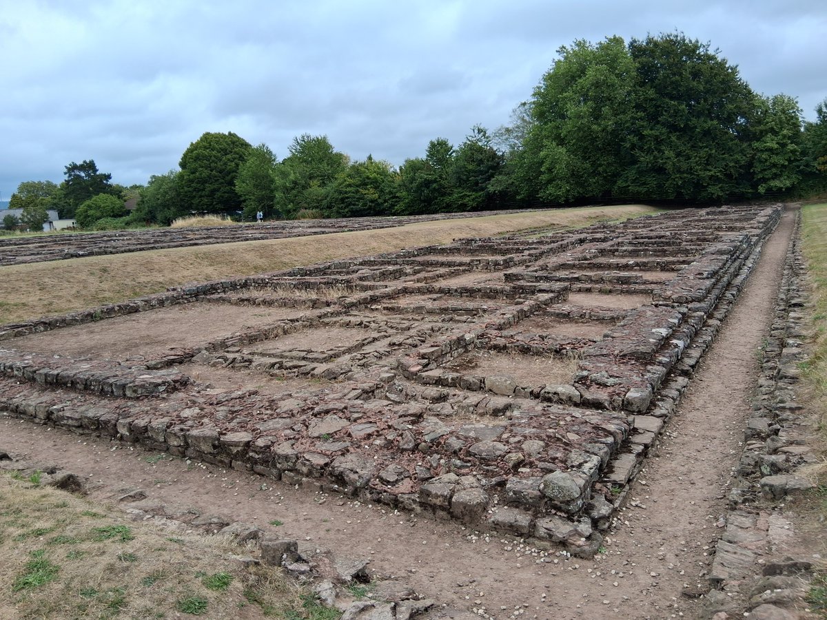 marksmeanderin1's tweet image. #RomanSiteSaturday

Taken on my recent visit to Wales!! Discovered the Roman sites of Caerleon. Ran out of time to visit the Roman baths but here is the remains of the Amphitheatre and the Barricks. 

Both free to access

#Wales #ISCA #RomansInWales #WelshRomans #Caerleon