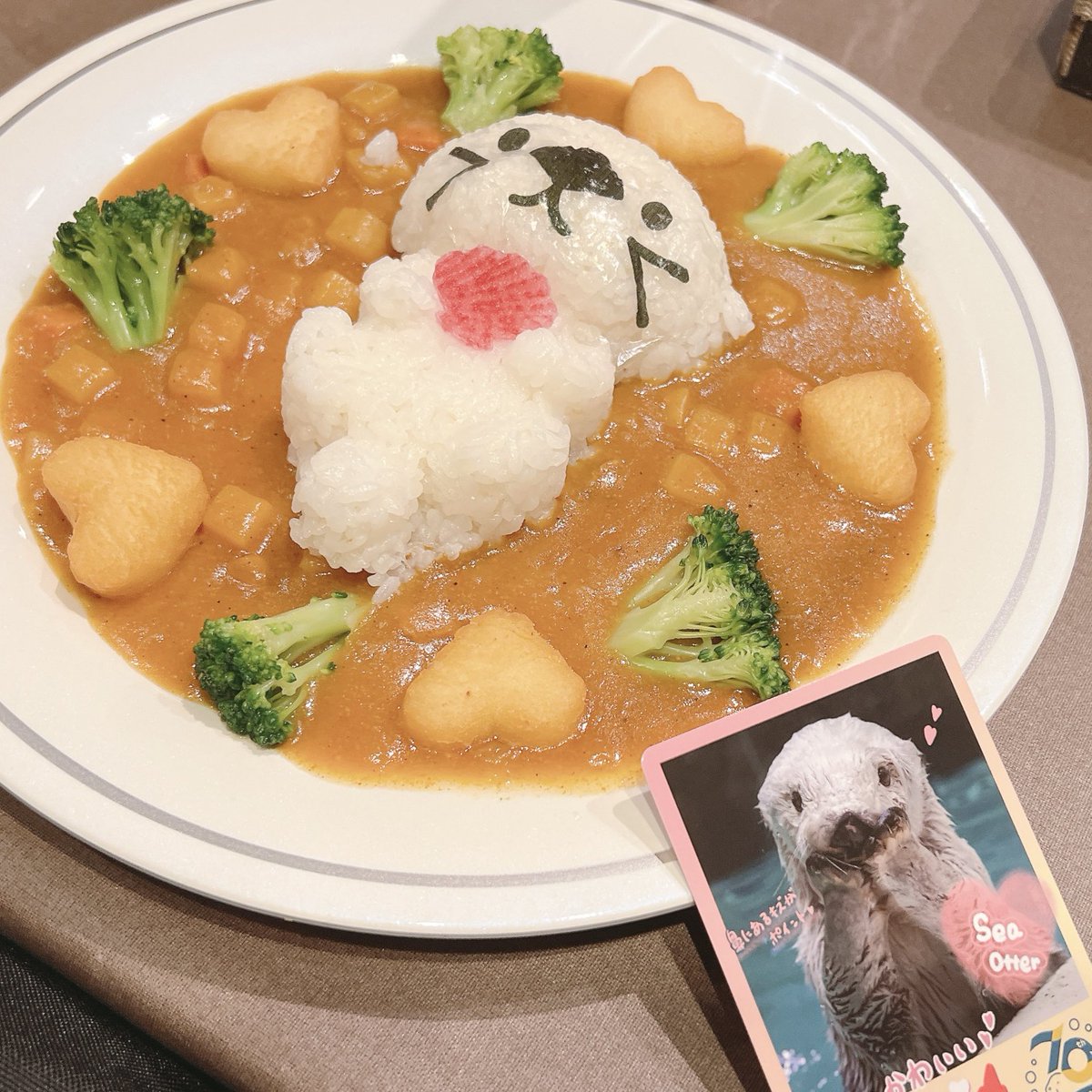 loftzzz's tweet photo. ぐうかわ(死語) https://t.co/pxiWiUEc8d