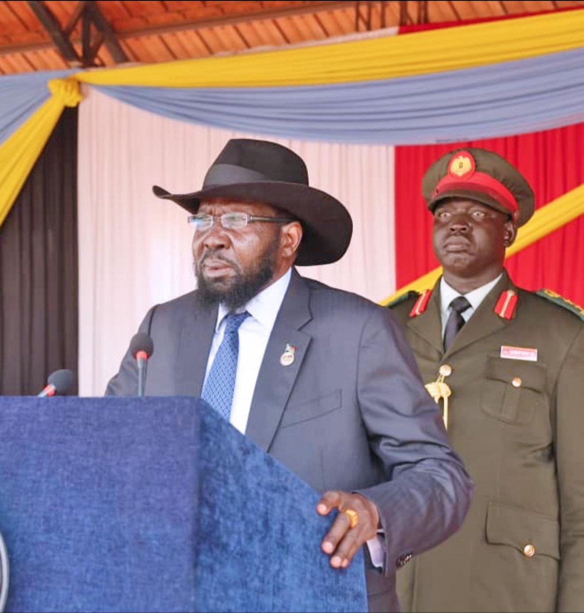 SouthSudanGov's tweet image. President #Kiir also directed the new #SSPDF leadership to prioritize the welfare of soldiers, to serve the country with integrity and loyalty, and to work together to safeguard peace, security, and national harmony. #SouthSudan