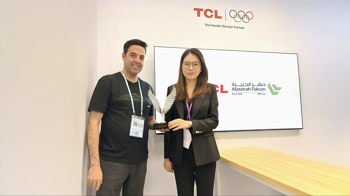jzf_sa's tweet photo. إنجاز جديد نفتخر به

تشرفنا باستلام جائزة VIP Award من شركة TCL العالمية، تقديراً لشراكتنا الناجحة ودورنا المتميز.
شكرًا لـ TCL على هذا التكريم، ونعد بمواصلة السعي نحو التميز وتقديم الأفضل دائمًا

#TCL #AlJazirahFalcon #VIPAward #Partnership #Achievement #ProudMoment #BusinessExcellence #Teamwork #Success #Innovation
#صقر_الجزيرة #إنجاز_جديد #شراكة_النجاح #تميز_مستمر #تكريم #نجاحنا_من_جهودكم #فخورين_بإنجازنا