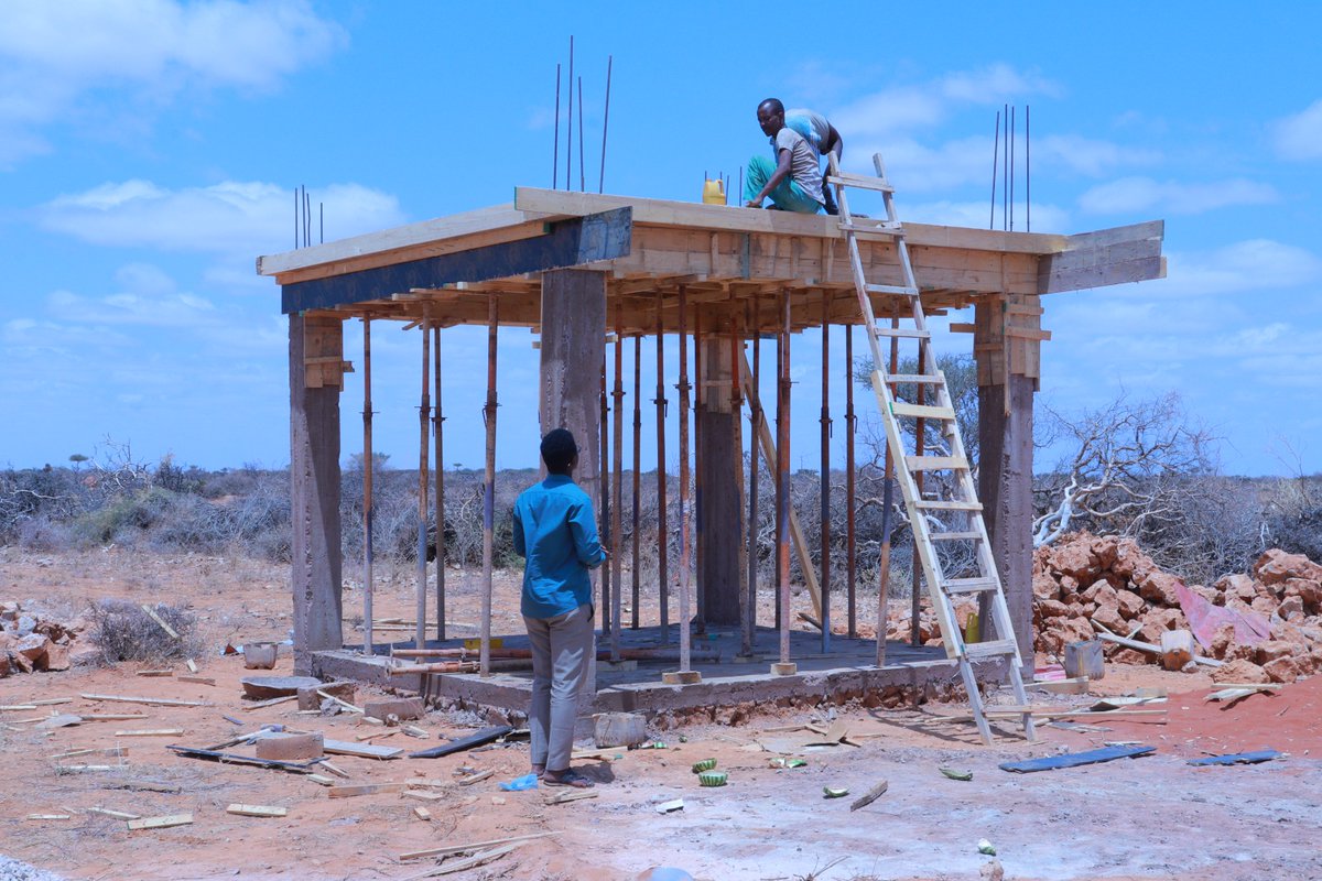 SDCSOM's tweet image. #JRPPhase2, our team is regularly monitoring water tank construction in #Bursaalax, #Goldogob &amp;amp; #Darasalaam in #Mudug region to ensure compliance and quality. Works are advancing as planned — stay tuned for a documentary highlighting the completed tanks and impact on community.