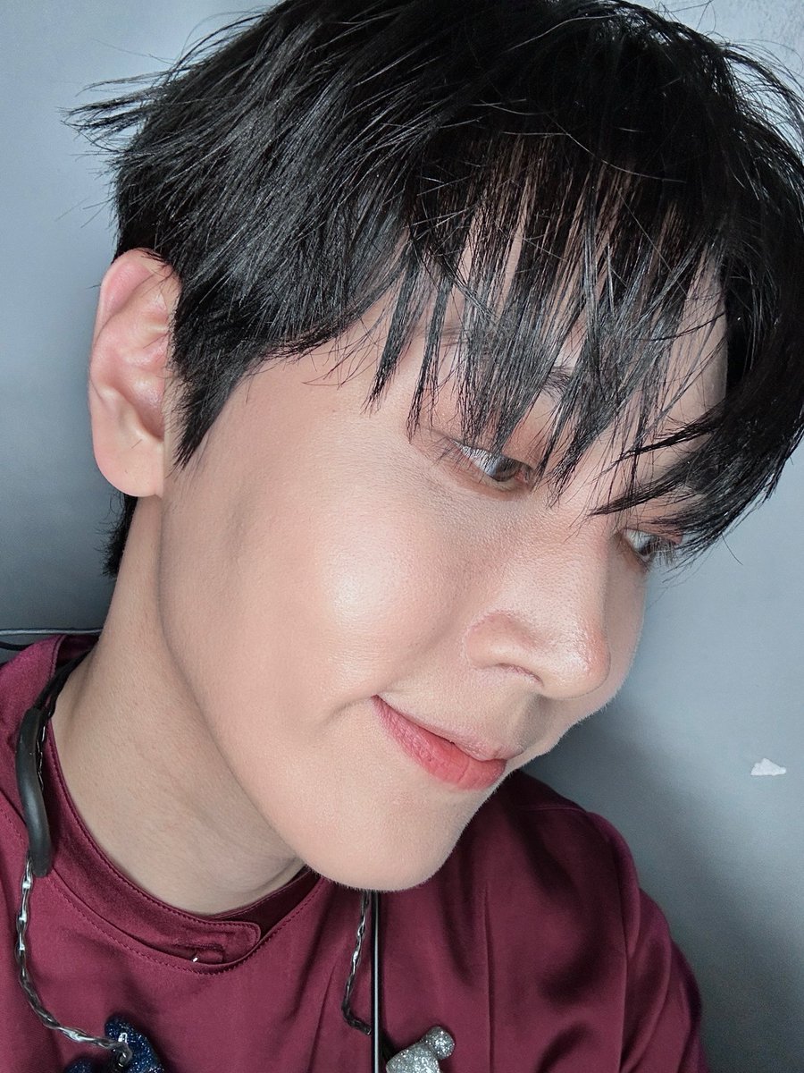 SF9official (@sf9official) on Twitter photo Merci de m'avoir offert de si merveilleux souvenirs ! À bientôt, Paris ❤️
#SF9 #JAEYOON #SF9inEUROPE Merci de m'avoir offert de si merveilleux souvenirs ! À bientôt, Paris ❤️
#SF9 #JAEYOON #SF9inEUROPE