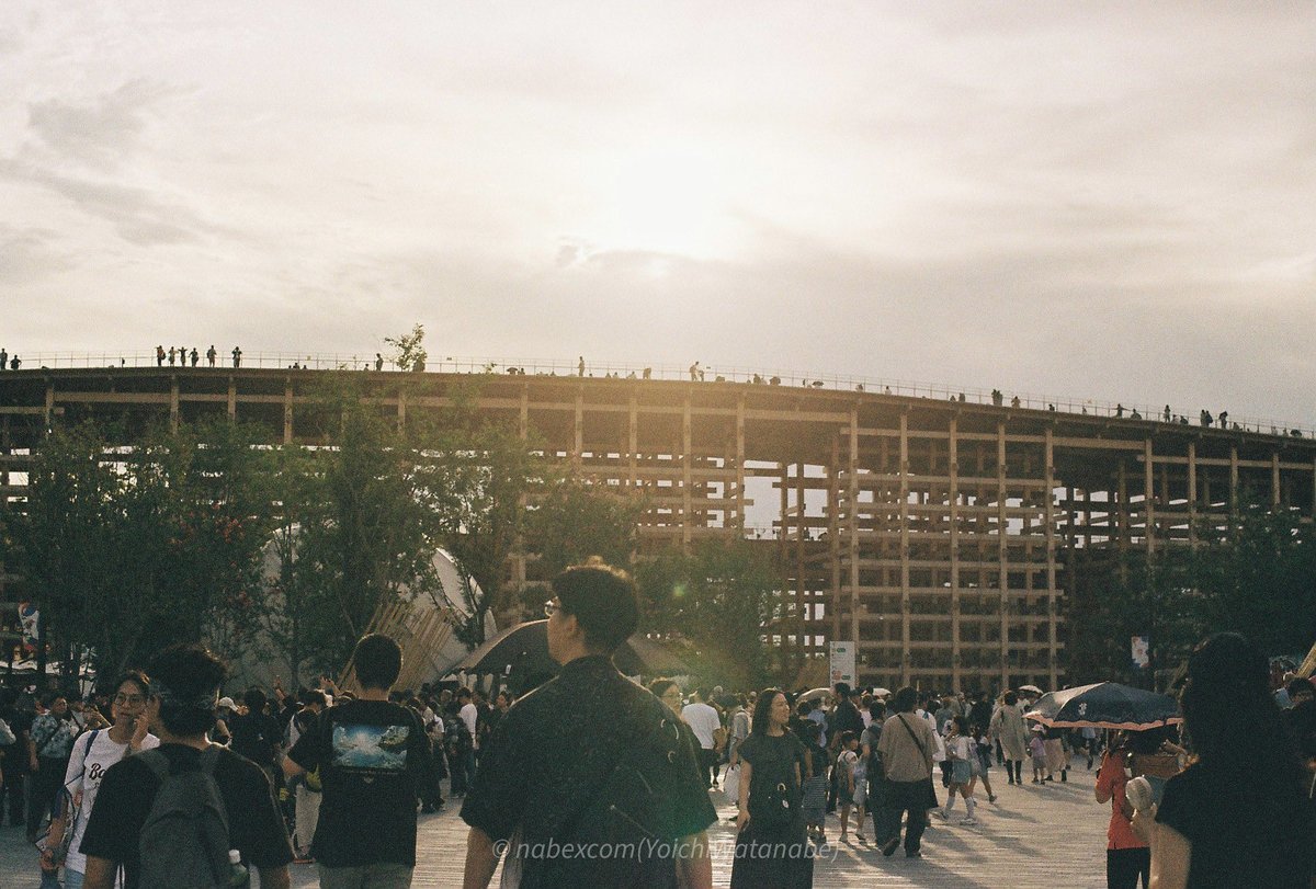 nabexcom's tweet photo. 何を隠そう、1970年生まれなのだ

📸CONTAX 139Quartz
/Planar 1.7/50
🎞️Lomography metropolis 
#チャンプカメラ https://t.co/1SLGQkCshX