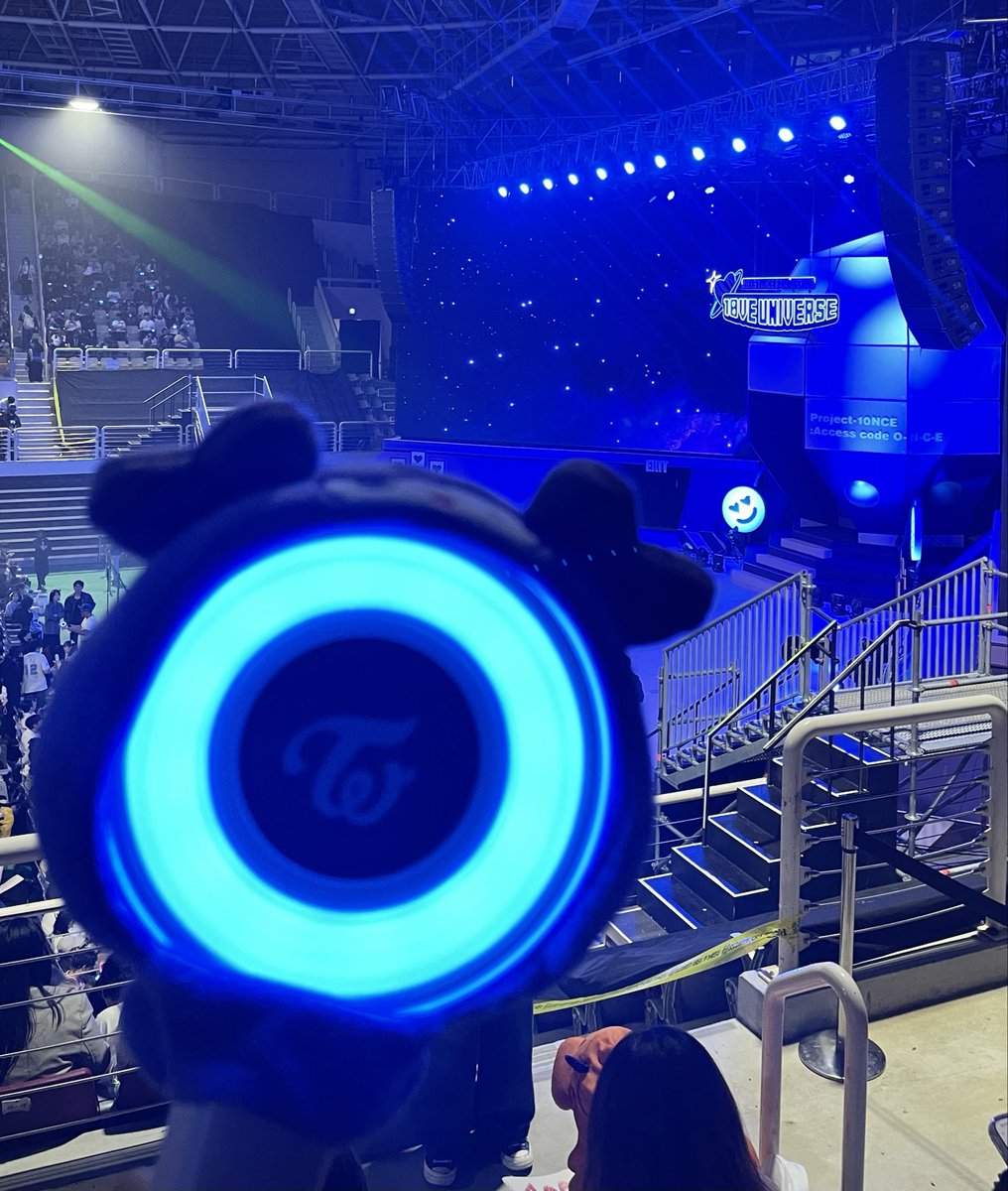 10주년…..!!! 
우리 같이 놀쟈~~~~~💝

#TWICE_OurUniverse
#TWICE_10th_Anniversary