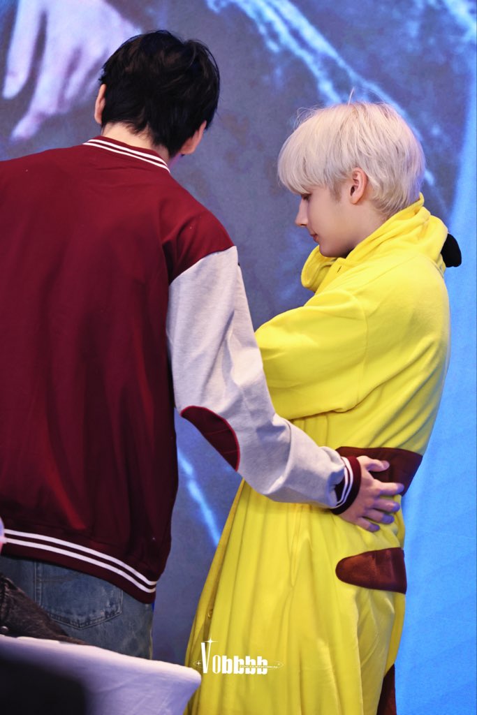 vobbbb0814's tweet image. 20251018

#HUENINGKAI #SOOBIN #휴닝카이 #수빈 #ヒュニンカイ #スビン #TOMORROW_X_TOGETHER #투모로우바이투게더