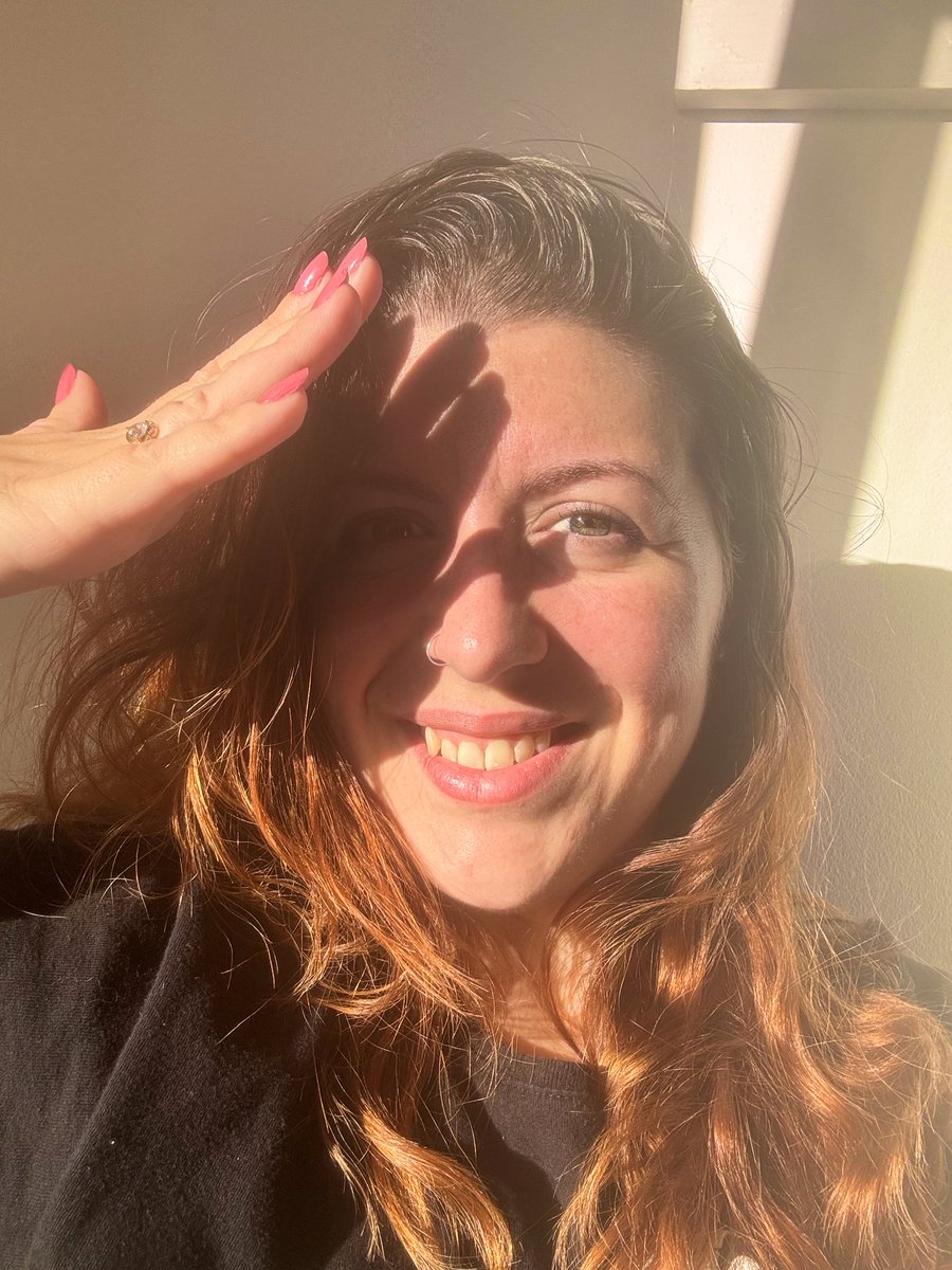 Desayunando al sol, un placer 😎
Buenos días!! 🫰🏻