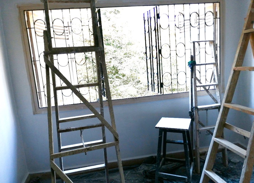 Bingo_mk's tweet image. Today's Daily Picture Theme is 'Ladder'

#Ladders...used during painting and repair work !
#DailyPictureTheme