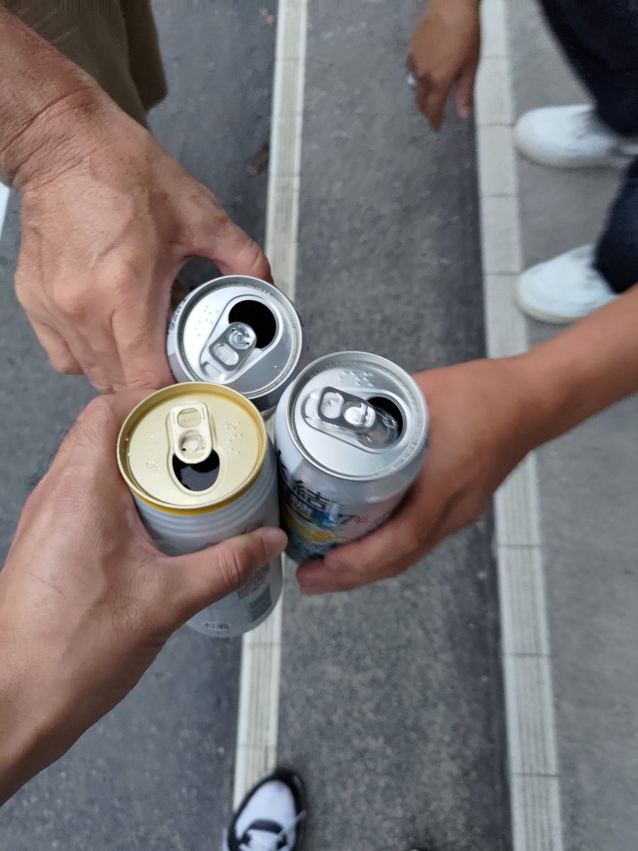 明日の設営始まりました！