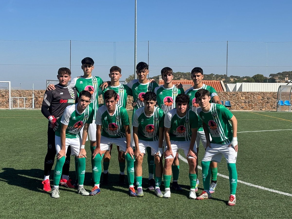 🟰 ¡¡ Empate !! 

Nuestro juvenil termina empatando 3-3 en un partido donde llegó a ir perdiendo por 0-2.

⚽️ Los goles fueron anotados por Canuto,Lucas y Francis.

Toca seguir trabajando 💪🏼