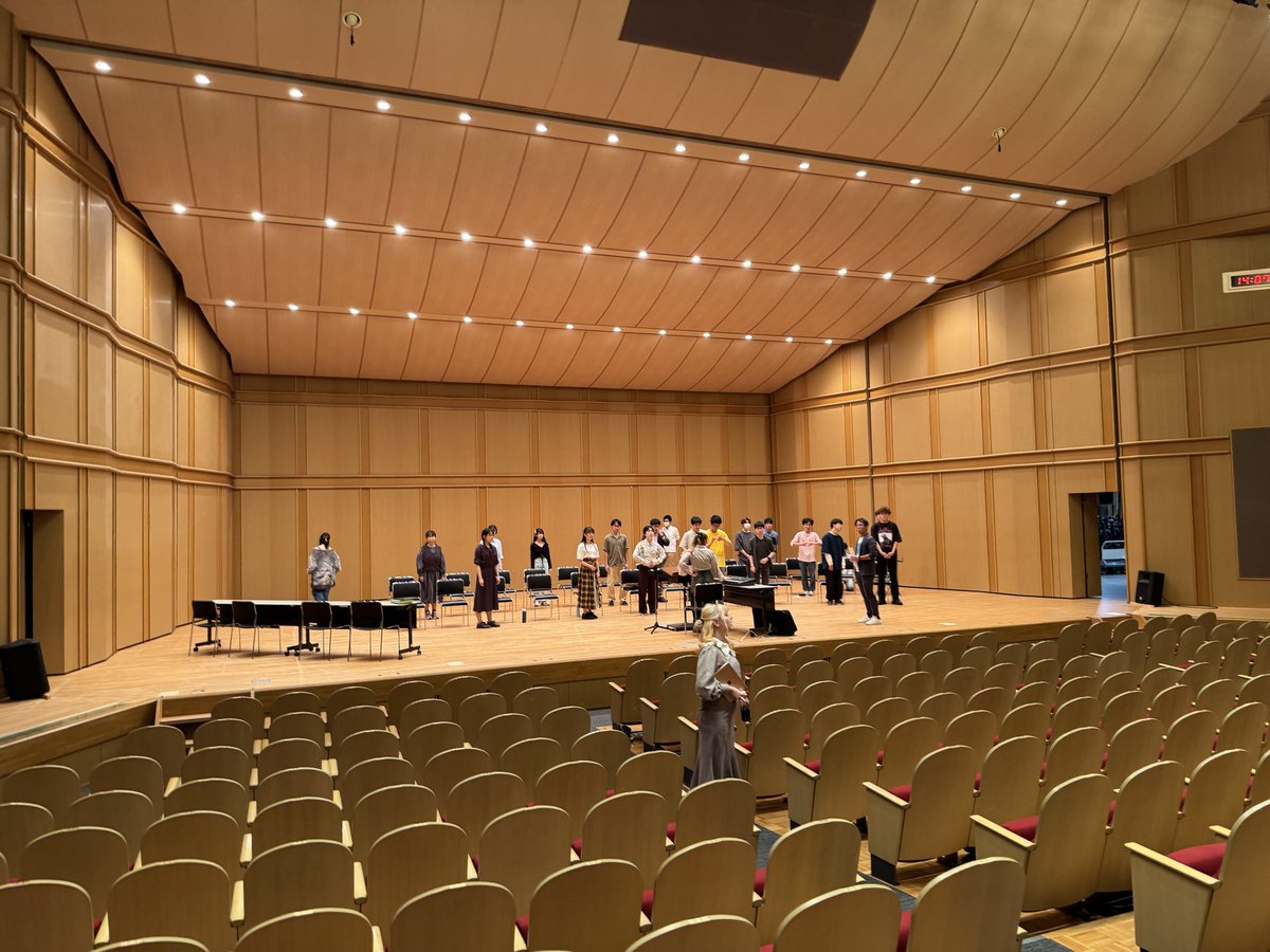 おつカラス😡‼️今日は《EST》さんのコンサート企画の三宅悠太先生公開レッスン🌎👺で｢おやすみなさい｣をご指導いただきました😁👋とても素敵な時間過ぎて、香良洲自動車学校の由来📮を三宅先生には言っちゃおうかな……と思いましたが、やめておきました😅💦貴重なお時間ありがとうございました❤️‍🔥💥