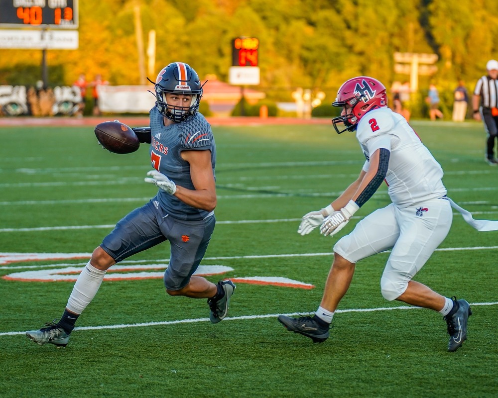 FRIDAY'S HIGH SCHOOL ROUNDUP: Honaker rallies past Narrows russell.k12.va.us/o/hhs/article/…