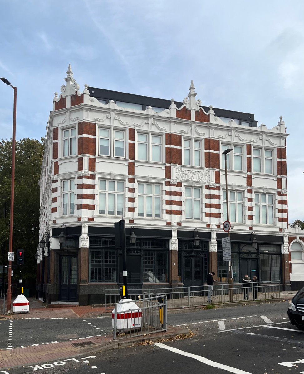 Charlton SE7, 💀 🍺